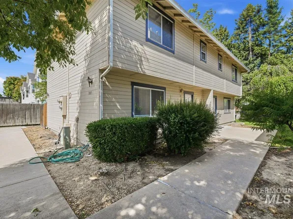 1009 N Stilson Rd, Boise, ID 83703