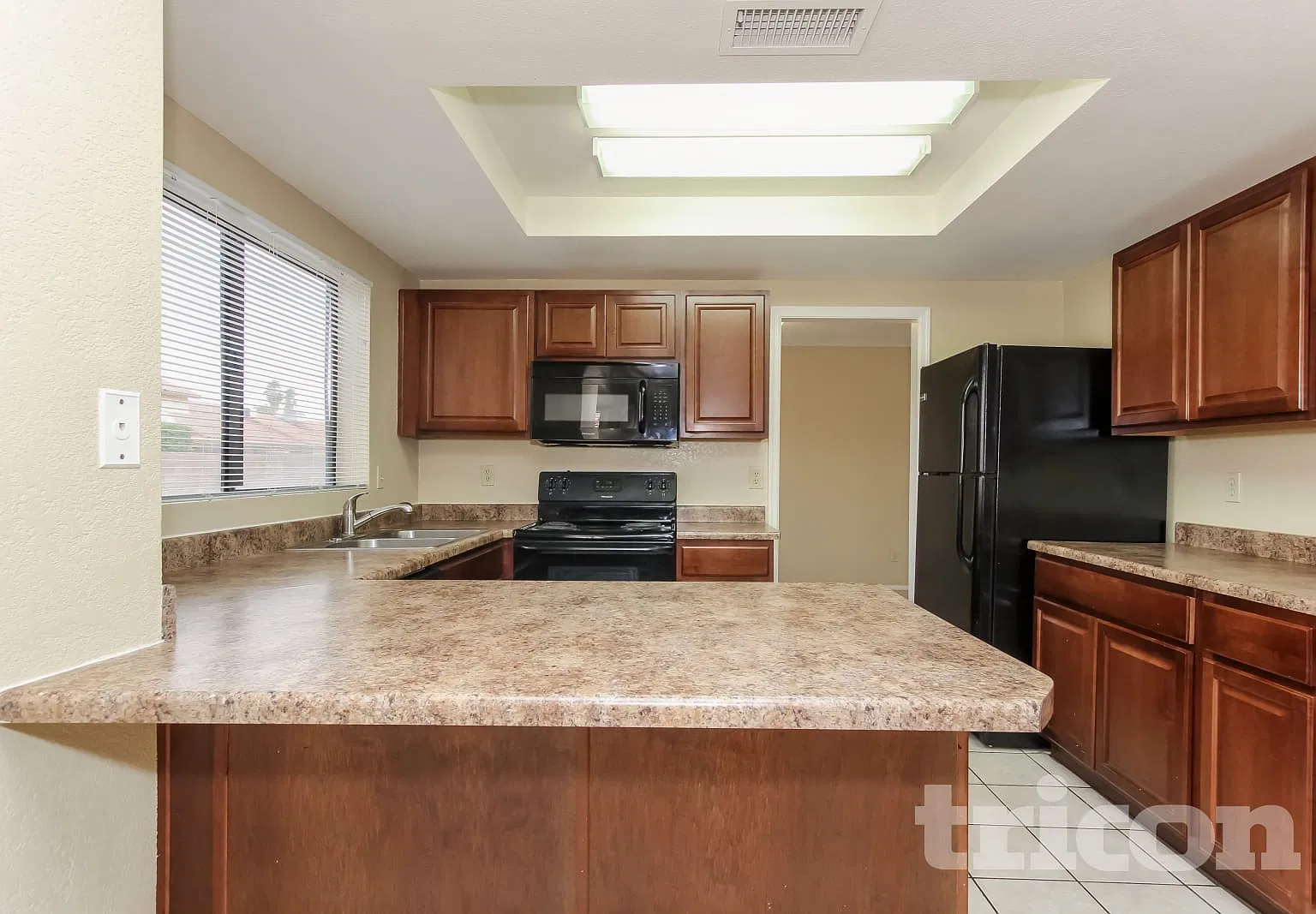 12521 N 79th Avenue Peoria AZ — Photo 4