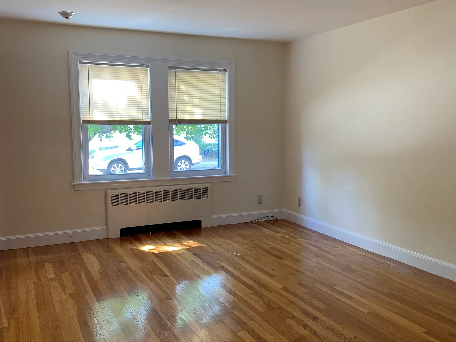 1 bed, 600 sqft, $2,000 — Photo 4