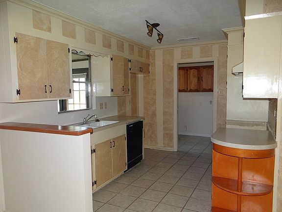 2nd image of 4655 Fieldwood Ln