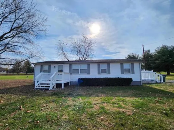 1425 E Webster St, Morganfield, KY 42437