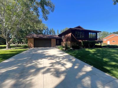 1320 Westwood Ct NW, Willmar, MN, 56201