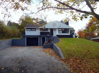 518 Lowell Dr, Endwell, NY 13760