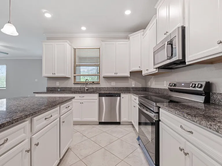 23252 Willow Glen Way — Photo 8