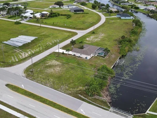 1 NW 30th Pl, Cape Coral, FL 33993