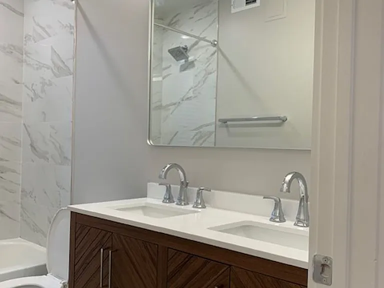 1825 Vernon St NW — Photo 22