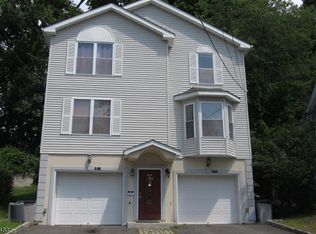 35 Willow St #A, Morristown, NJ 07960