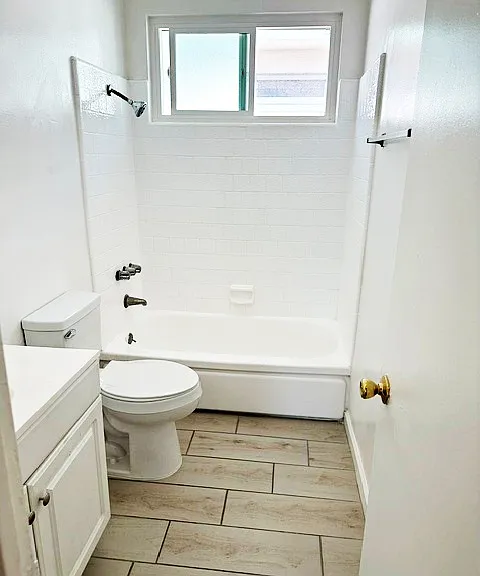 1838 W El Segundo Blvd #7 — Photo 6