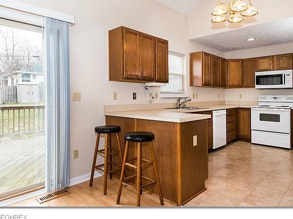 5th image of 8563 Cherie Dr