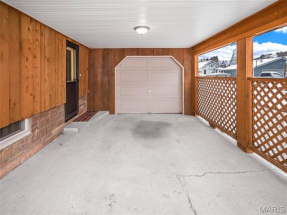 4th image of 3204 Amherst Ave