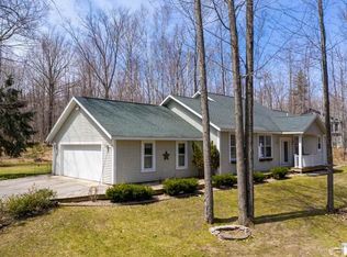 7970 Forest Ln, Alanson, MI 49706