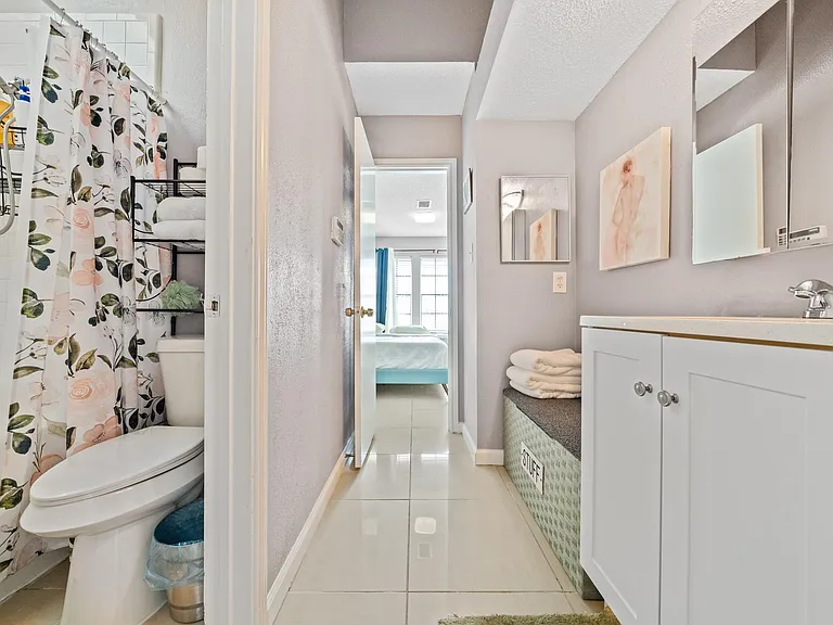 8629 Kinghaven St — Photo 24