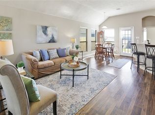 2736 Silver Oak Dr, College Station, TX 77845