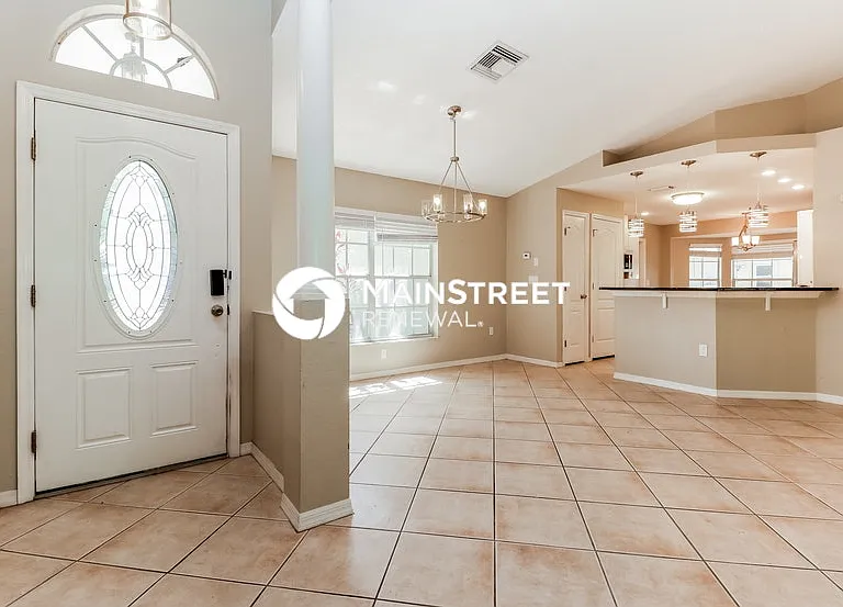 3173 Parkhill Ave — Photo 2