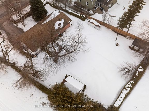 4th image of 7327 9th Line