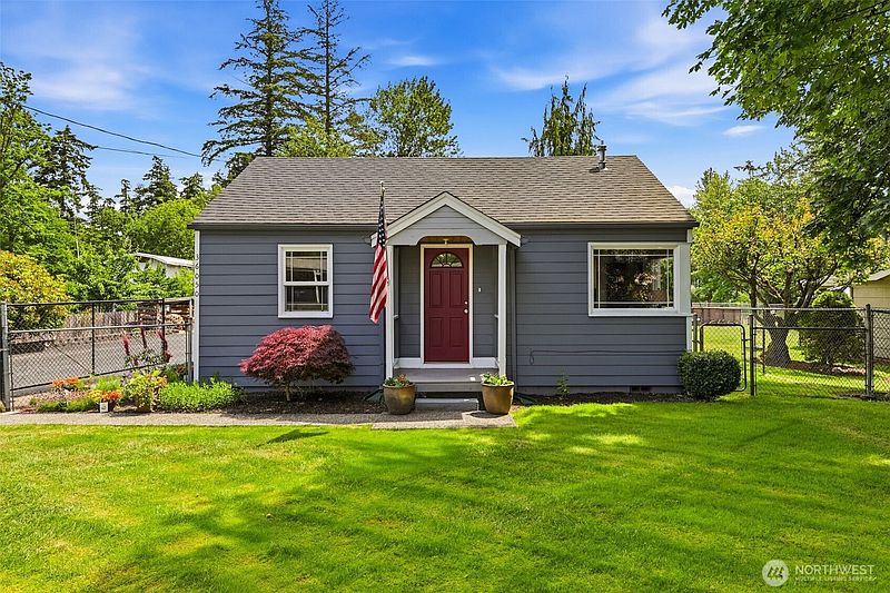 3rd image of 36050 Military Road S
