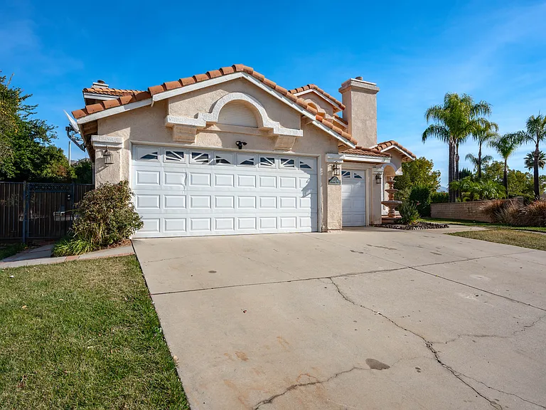 28832 Harwick Dr — Photo 40