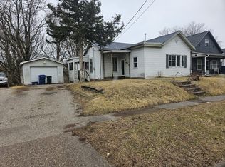 511 W 11th St, Davenport, IA