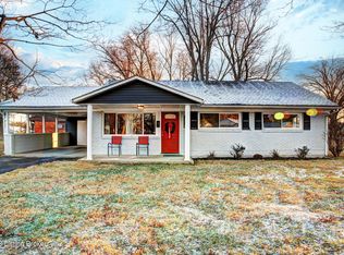 1918 Heaton Rd, Shively, KY 40216