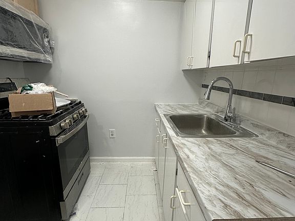 3rd image of 4084 Monticello Ave Floor 2