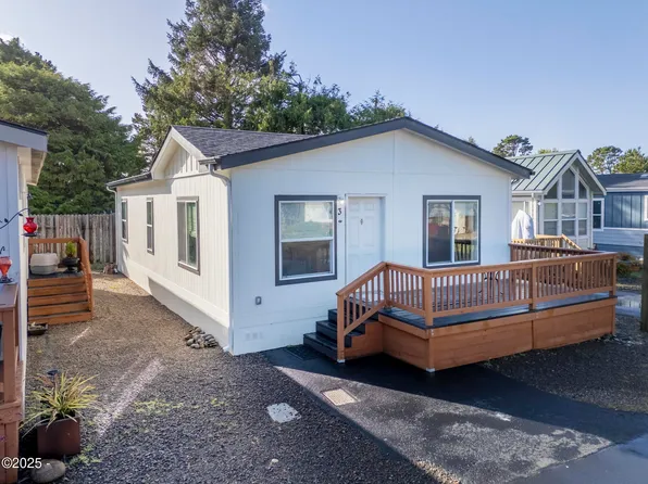 4875 N Highway 101 #3, Depoe Bay, OR 97341