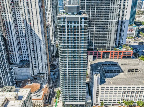 121 NE 5th St Unit 304, Miami, FL 33132