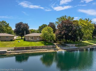 54689 Gemini Dr, Shelby Township, MI