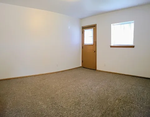 617 E Homer St #4 — Photo 7