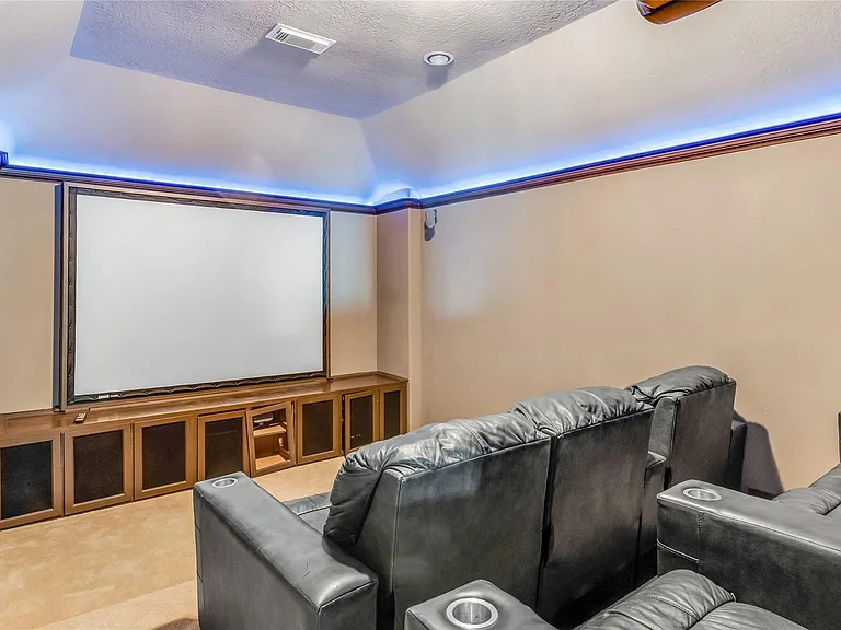 11405 Starlight Bay St — Photo 40