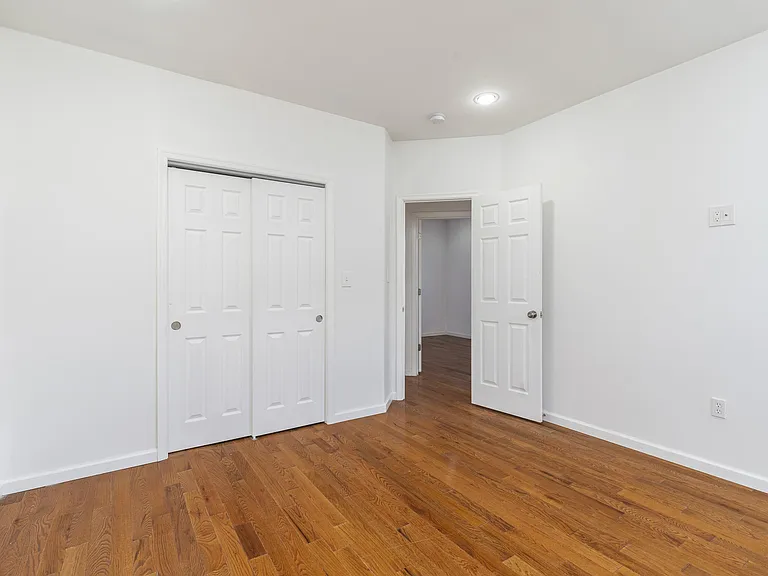 251 E Girard Ave — Photo 5