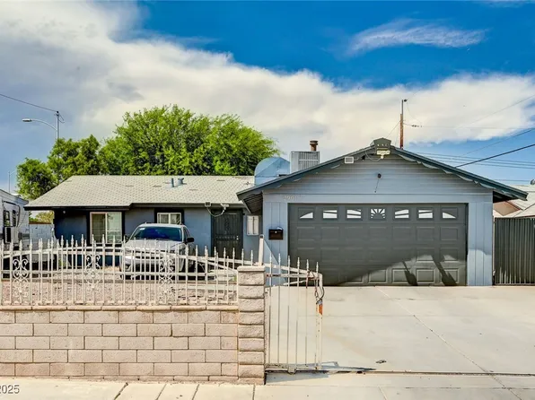 2901 Scarlet Oak Ave, Las Vegas, NV 89104