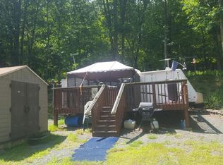 112 Stasa Ct S, Milford, PA 18337