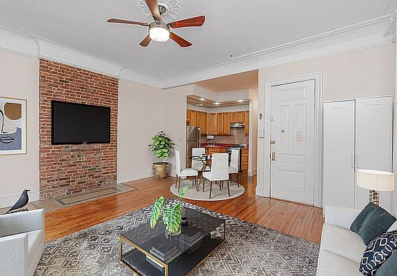 3rd image of 312 W 98th St #2A