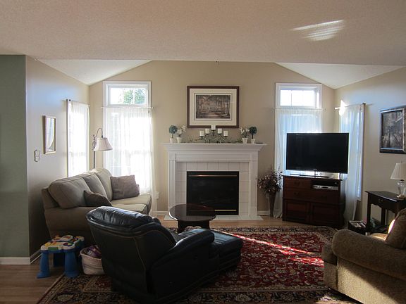 4th image of 3294 Kendrick Pl