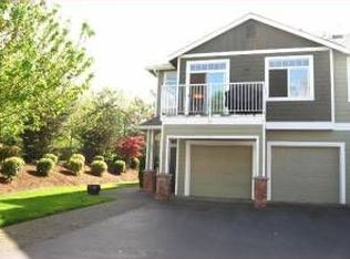 591 241st Ln SE, Sammamish, WA 98074