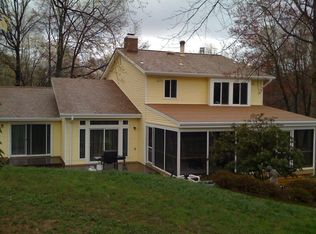 6920 Carlynn Ct, Bethesda, MD 20817