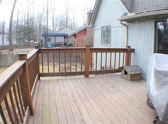4th image of 4241 Old Forge Dr