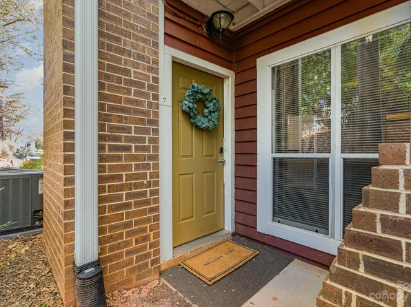 2500 Cranbrook Ln APT 7, Charlotte, NC 28207
