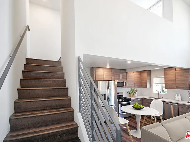 3667 Mentone Ave #5 — Photo 5