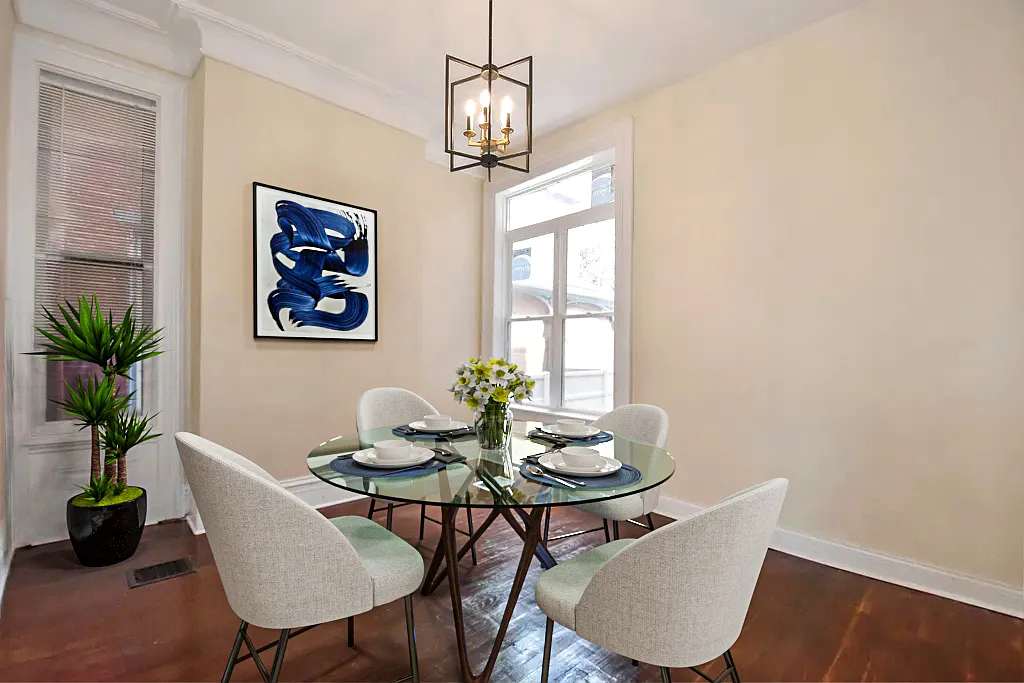 6 bed, 3544 sqft, $3,300 — Photo 4