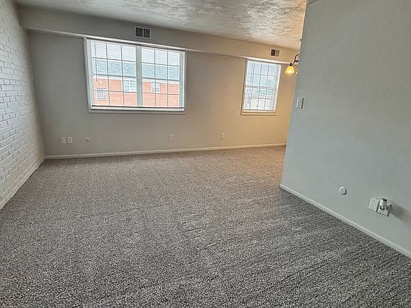 3rd image of 605 George St APT 209