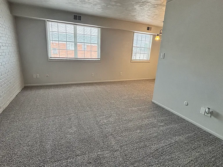 605 George St #209 — Photo 3