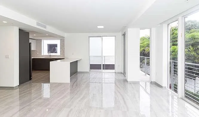 700 NE 14th Ave #206 — Photo 7