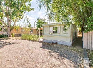 445 S Maple Grove Rd TRLR 18, Boise, ID 83709