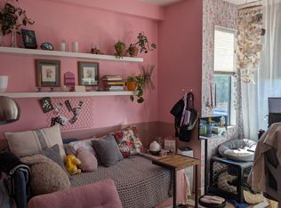 4132 3rd St #4, San Francisco, CA 94124