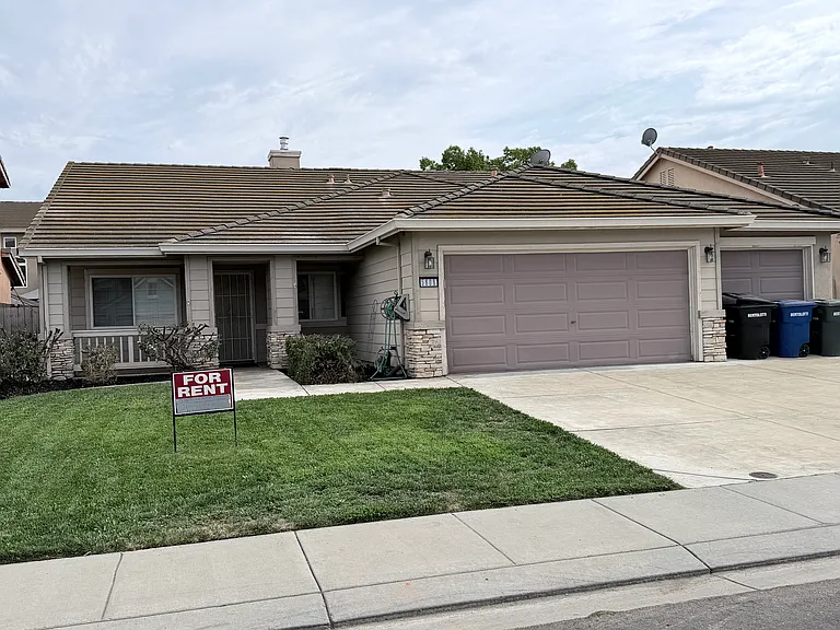 5606 Edgefield Way — Photo 2