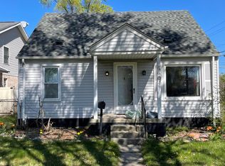 6604 Centralia St, Dearborn Heights, MI 48127