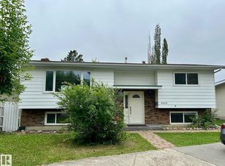 3432 81st St NW, Edmonton, AB