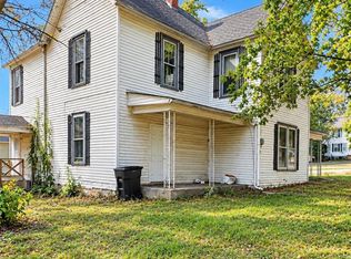 910 W Cherry St, Troy, MO 63379