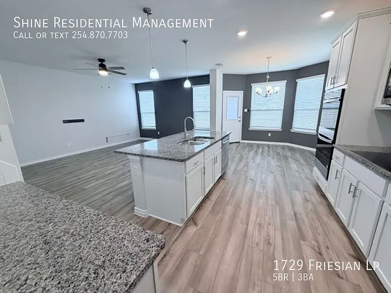1729 Friesian Loop — Photo 32